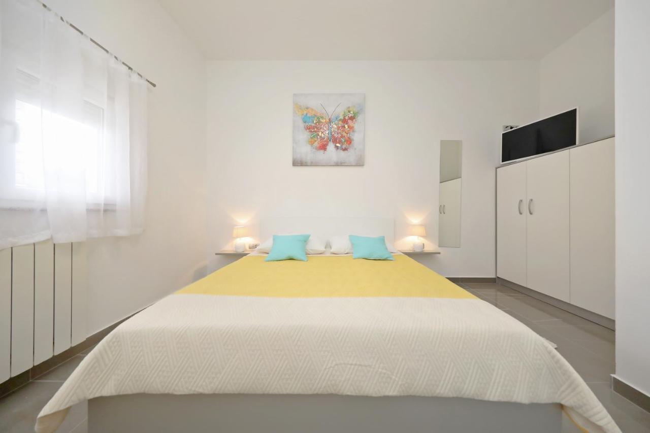 Apartmani Rudi Vir Extérieur photo