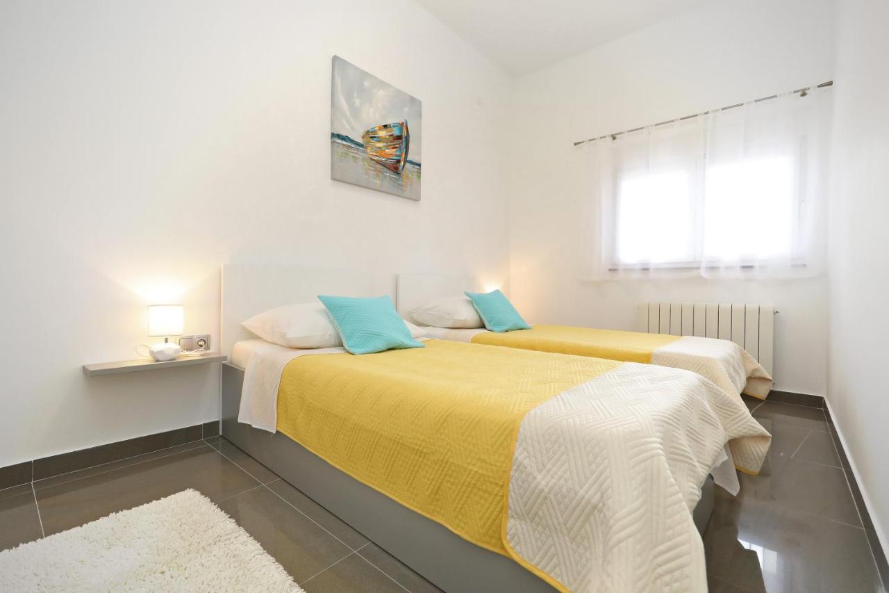 Apartmani Rudi Vir Extérieur photo
